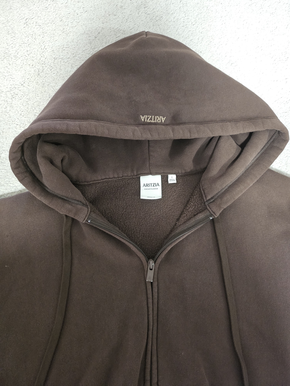 Aritzia Women’s Deep Brown Full-Zip Hoodie